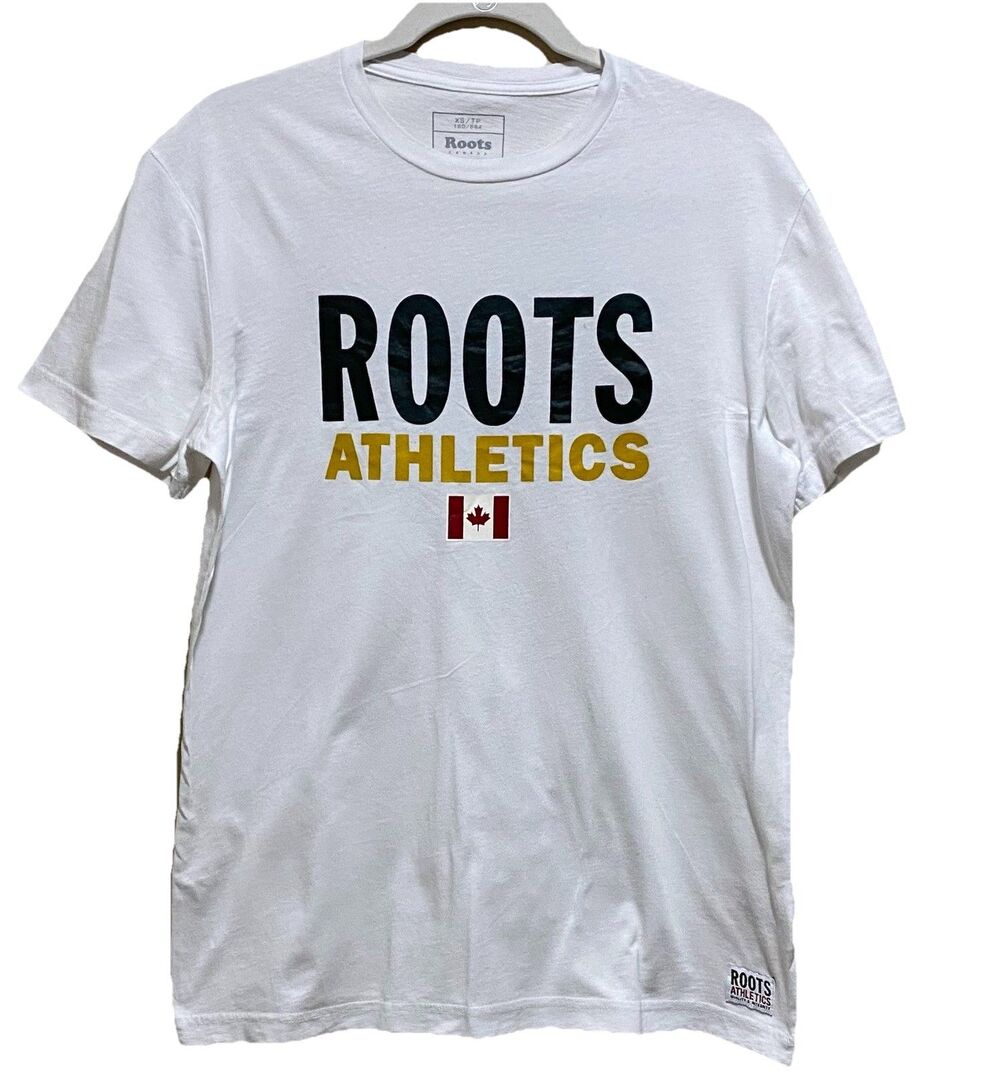 Roots Athletics Mens XS White Graphic T Shirt Canada Maple Leaf Flag Cotton Tee